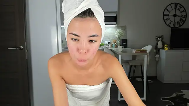 nilliluv online show from 1, 11, 2025