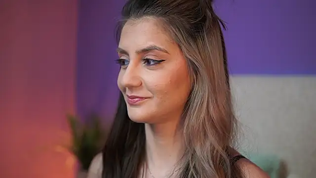 Snapshot of SabrinaHope chatting on 2, 2, 2026 SabrinaHope online show from 2, 2, 2026