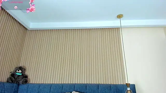 kathecute   online show from 14, 4, 2026