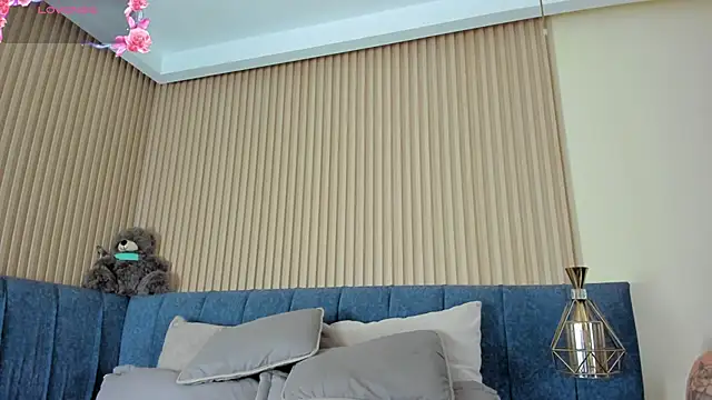 kathecute   online show from 17, 5, 2026