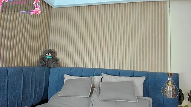 kathecute   online show from 24, 4, 2026