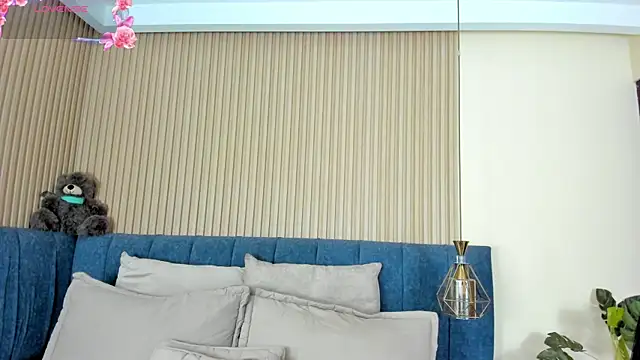 kathecute   online show from 19, 4, 2026