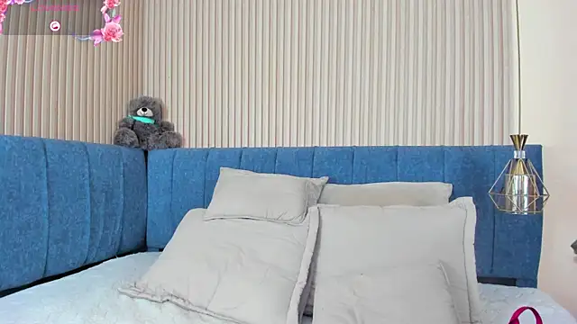 kathecute   online show from 12, 11, 2025