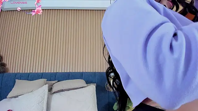 kathecute   online show from 21, 11, 2025