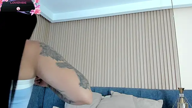 kathecute   online show from 11, 4, 2026