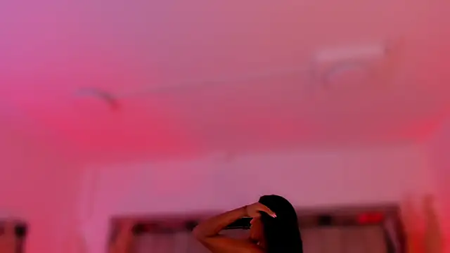 ChaynnaCooper online show from 4, 12, 2025