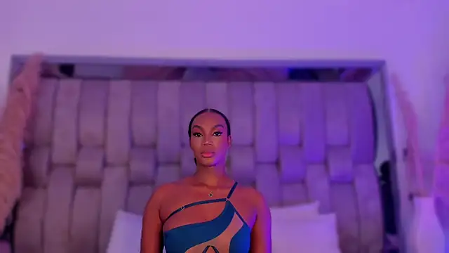 ChaynnaCooper online show from 3, 2, 2026