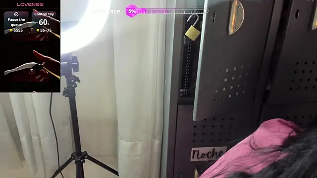 SamanthaFerrer   online show from 2, 10, 2025