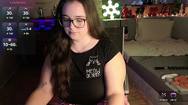 Kimberly-Caprice online show from 5, 2, 2026