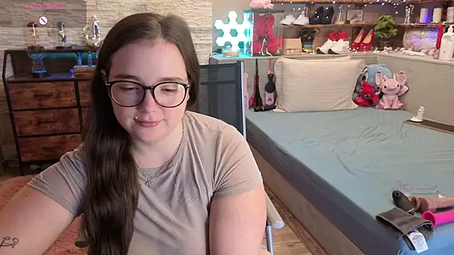 Kimberly-Caprice online show from 24, 5, 2026