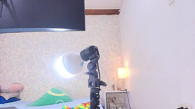 Snapshot of nicol_f chatting on 31, 10, 2025 nicol f online show from 31, 10, 2025