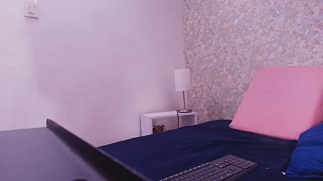 Snapshot of nicol_f chatting on 26, 9, 2025 nicol f online show from 26, 9, 2025