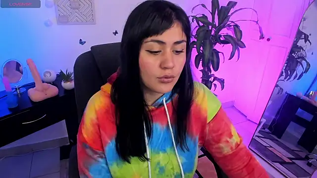 Snapshot of GretaX-X chatting on 5, 2, 2025 GretaX-X online show from 5, 2, 2025