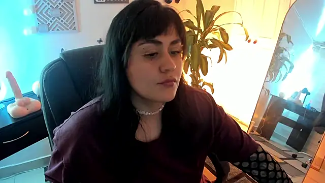 Snapshot of GretaX-X chatting on 3, 2, 2025 GretaX-X online show from 3, 2, 2025