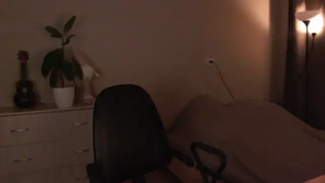 SarahSweetie online show from 21, 12, 2025