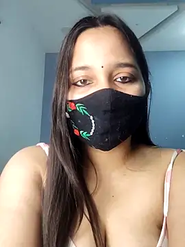 Varnika aarora online show from 4, 3, 2025