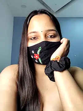 Varnika aarora online show from 8, 3, 2025