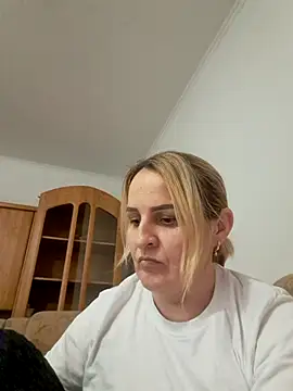 Malichkaanna30 online show from 26, 2, 2025