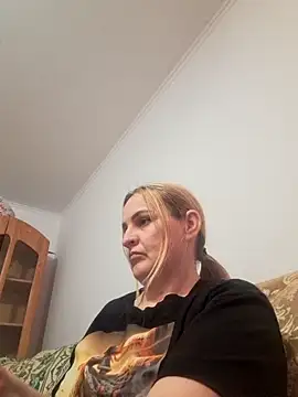 Malichkaanna30 online show from 6, 3, 2026