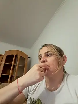 Malichkaanna30 online show from 25, 2, 2025