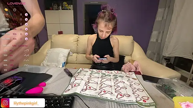 Snapshot of Lilythepinkgirl chatting on 12, 2, 2025 Lilythepinkgirl online show from 12, 2, 2025