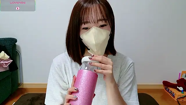 Rio chan  online show from 19, 4, 2026