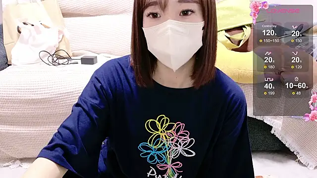 Rio chan  online show from 4, 10, 2025