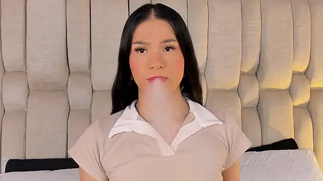 Snapshot of Isa_Little_Star chatting on 21, 2, 2026 Isa Little Star online show from 21, 2, 2026