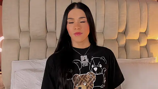 Snapshot of Isa_Little_Star chatting on 18, 2, 2026 Isa Little Star online show from 18, 2, 2026