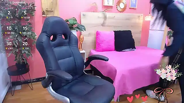 scarlet-foox online show from 30, 9, 2025