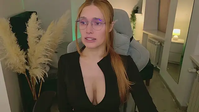 Love Call online show from 5, 10, 2025