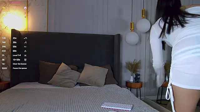 RizeShiro online show from 1, 12, 2025