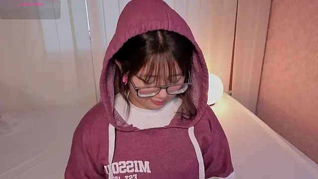 missy taylor  online show from 24, 9, 2025