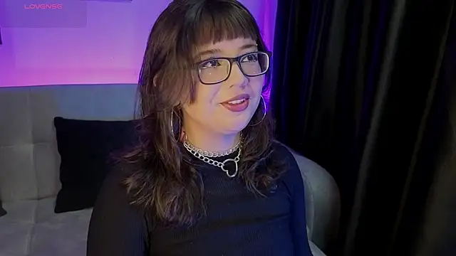 missy taylor  online show from 12, 11, 2025