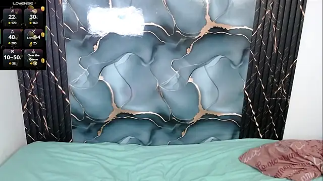 dulcenia rose online show from 18, 11, 2025