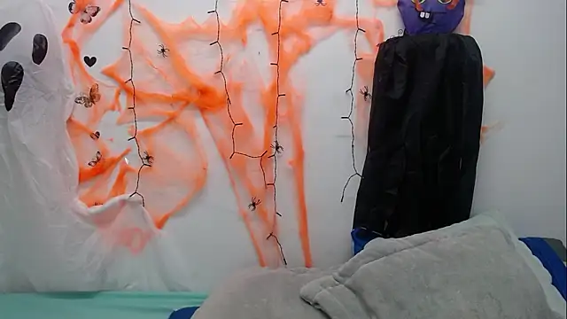 dulcenia rose online show from 22, 10, 2025