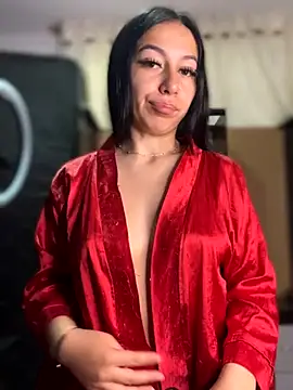 Snapshot of DulceMiia_ chatting on 10, 11, 2025 DulceMiia online show from 10, 11, 2025