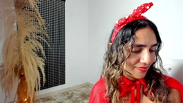 Snapshot of misshiccups chatting on 15, 2, 2025 misshiccups online show from 15, 2, 2025