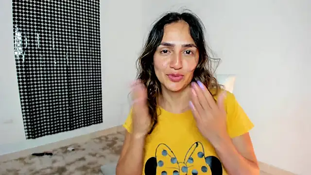 Snapshot of misshiccups chatting on 2, 3, 2025 misshiccups online show from 2, 3, 2025