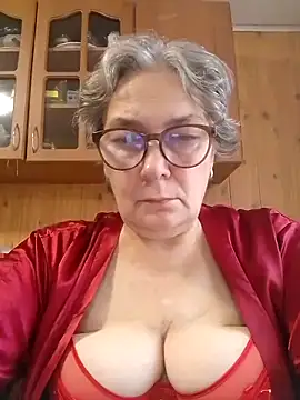 Snapshot of IrinaSweet54 chatting on 19, 10, 2025 IrinaSweet54 online show from 19, 10, 2025