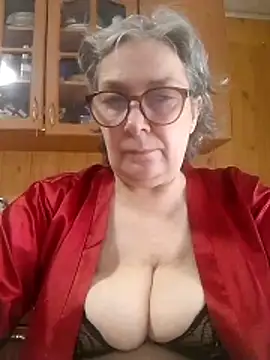 Snapshot of IrinaSweet54 chatting on 6, 5, 2026 IrinaSweet54 online show from 6, 5, 2026