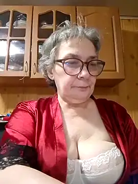 Snapshot of IrinaSweet54 chatting on 3, 2, 2026 IrinaSweet54 online show from 3, 2, 2026