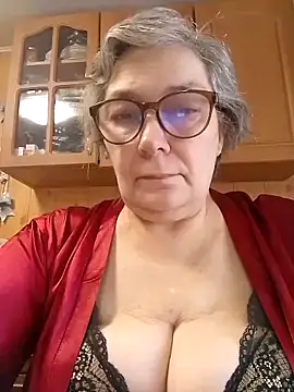 Snapshot of IrinaSweet54 chatting on 18, 2, 2026 IrinaSweet54 online show from 18, 2, 2026