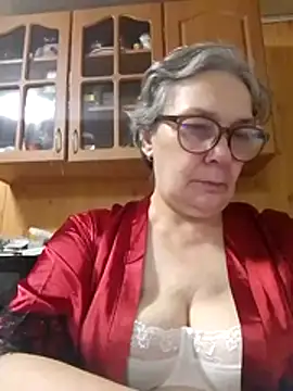 Snapshot of IrinaSweet54 chatting on 10, 10, 2025 IrinaSweet54 online show from 10, 10, 2025