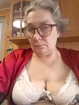 Snapshot of IrinaSweet54 chatting on 8, 2, 2026 IrinaSweet54 online show from 8, 2, 2026