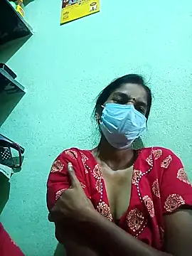 Snapshot of anusiya01 chatting on 3, 12, 2025 anusiya01 online show from 3, 12, 2025