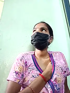 Snapshot of anusiya01 chatting on 11, 3, 2025 anusiya01 online show from 11, 3, 2025