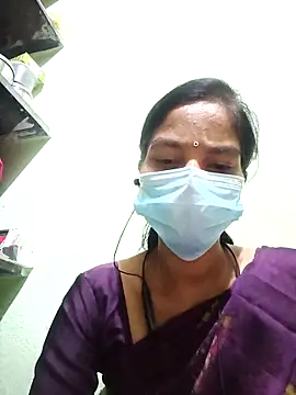 Snapshot of anusiya01 chatting on 6, 10, 2025 anusiya01 online show from 6, 10, 2025