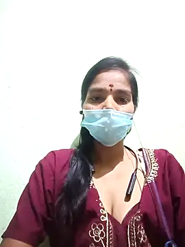 Snapshot of anusiya01 chatting on 28, 11, 2025 anusiya01 online show from 28, 11, 2025