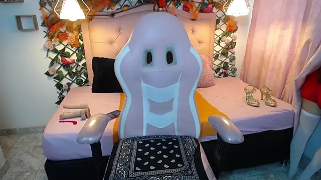 ElizabethSweet  online show from 1, 11, 2025